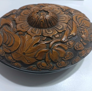 Ιαπωνικό ξύλινο διακοσμητικό κουτι