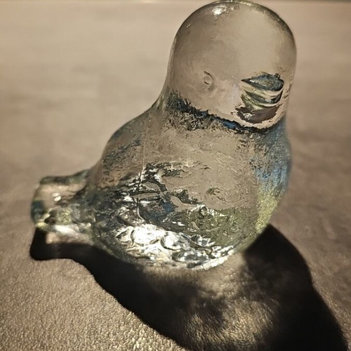 Pukeberg glass bird paperweight, vintage Scandinavian mid-century