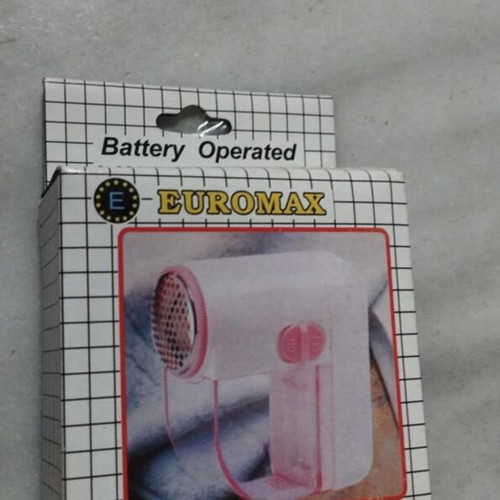Mini Battery Lint Remover new in box without battery