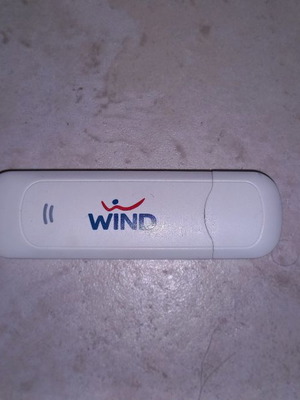Στικάκι ασύρματου ίντερνετ Wind μεταχειρισμένο