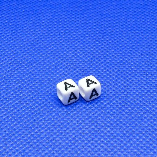 A Acrylic Beads 6mm Pack of 100 New