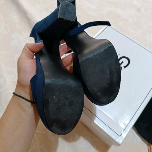 GoGo Shoes Blue Sandals Size 41 Like New