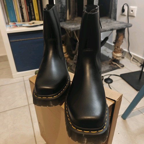 Dr. Martens Ammayah Lo black boots size 41 new unisex