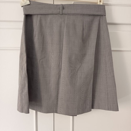 Zara checked mini skirt like new, grey