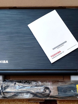 Toshiba Satellite C55-C-1KP laptop used with Windows 10 Pro