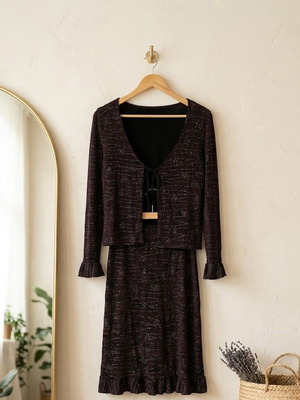 Skirt and jacket set like new, summer purple and black with glitter