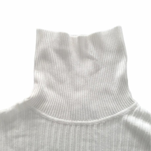 New Look white turtleneck like new with gold details XXL