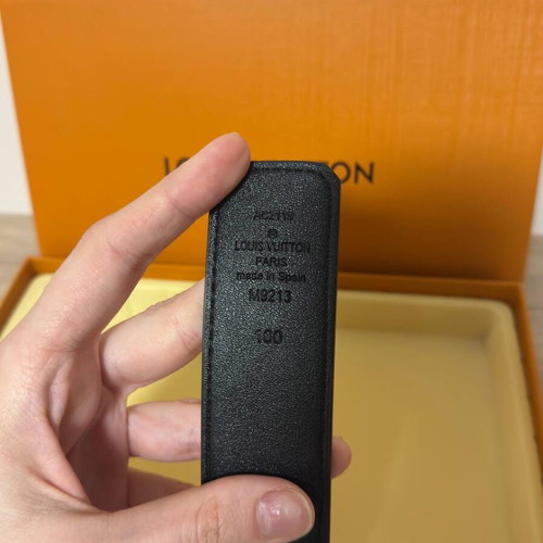 Louis Vuitton original LV belt, brown, size 100