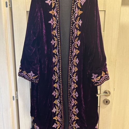 Velvet Kaftan like new with rich embroidery and sequins
