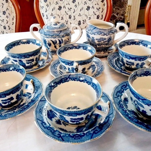 Blue Willow Belgium tea set 15 pieces