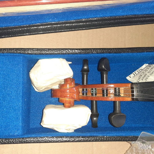Violin new with all accessories