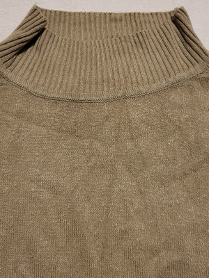 Blouse with gold thread like new