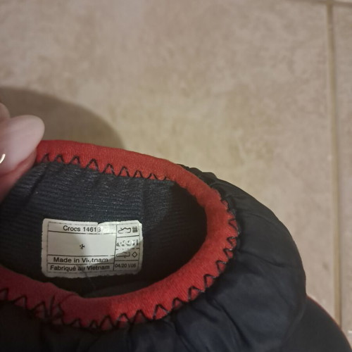 Crocs kids' boots size 8 (24-25)