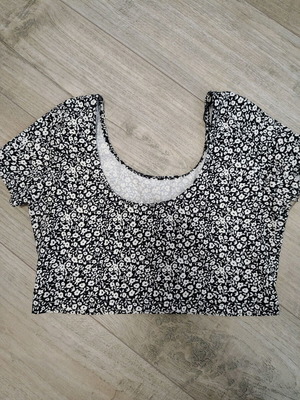 Crop top με floral μοτίβο, σαν καινούργιο, H&M, μέγεθος L
