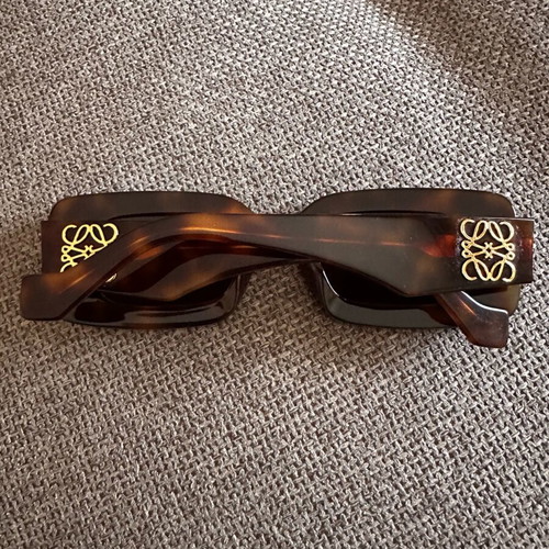 Loewe Anagram LW40101I sunglasses like new, women's tortoiseshell brown