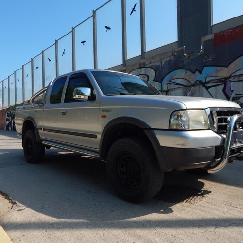 Ford Ranger 4x4 2.5d used, 2003 model with many extras
