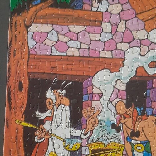 Asterix 1980s Puzzle 500 Pieces used, missing 5 pieces