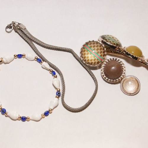 Various fashion jewelry new, bracelets with shells and beads