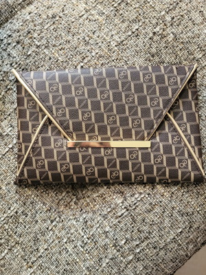 Patterned clutch bag