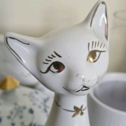 Porcelain cat vintage 33 cm tall used