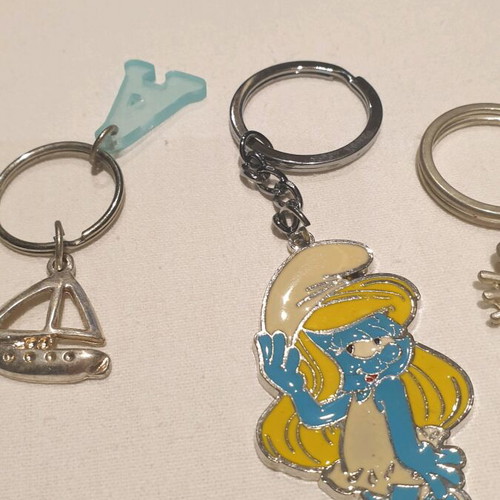 Keychains children’s new, pack of 5 pieces