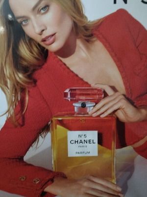 Elle magazine January 2026 used edition