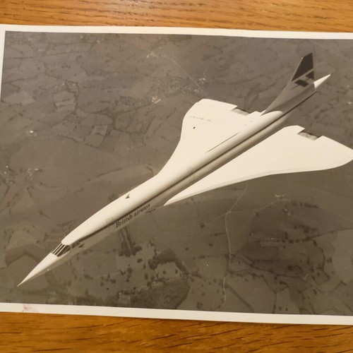 Concord Air France and British Airways 5 black and white photos used