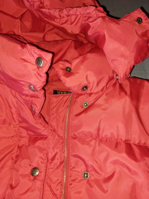 Abercrombie & Fitch red down jacket XXL like new with hood and pockets