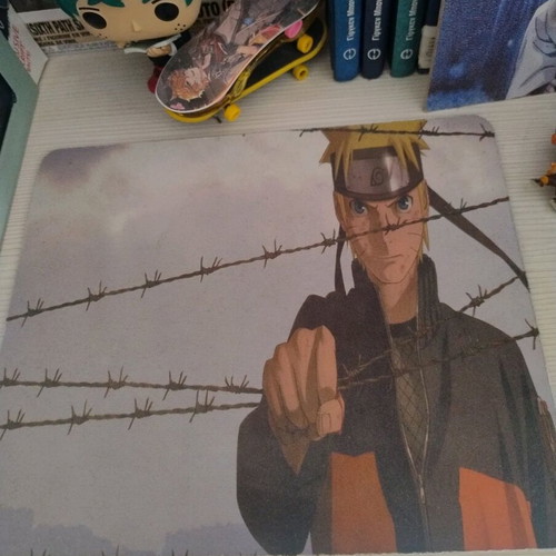 Naruto mouse pad like new