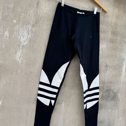 Adidas legging used, size M, black and white