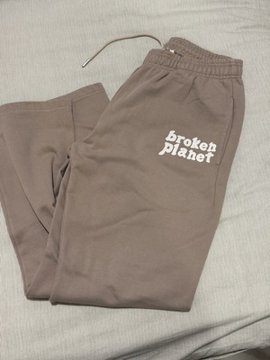 Broken Planet Taupe Pant wideleg like new, size L
