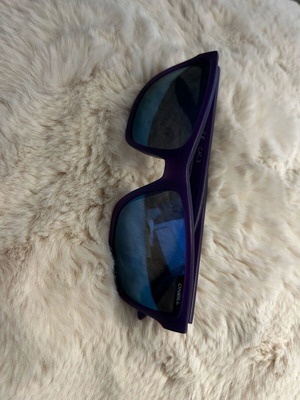 O’Neill sunglasses used with purple frame