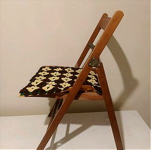 ξύλινη καρέκλα