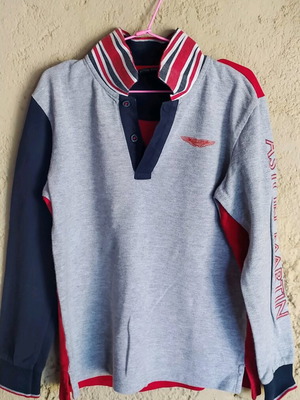 Hackett Aston Martin blouse for 7 years old in excellent condition