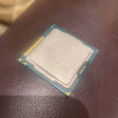 Intel Core i3 2120 processor used, socket LGA 1155, functional