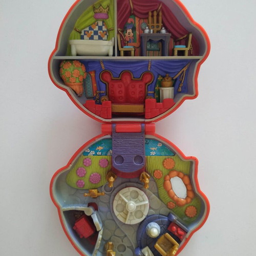 Polly Pocket Disney Mickey & Minnie Mouse playset used