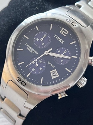 Timex Chrono Indiglo 38mm wristwatch like new, blue
