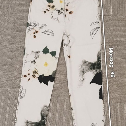 Access pants with floral print size L new