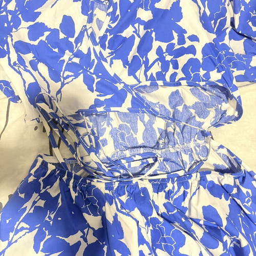 Summer dress like new with back detail, white and blue