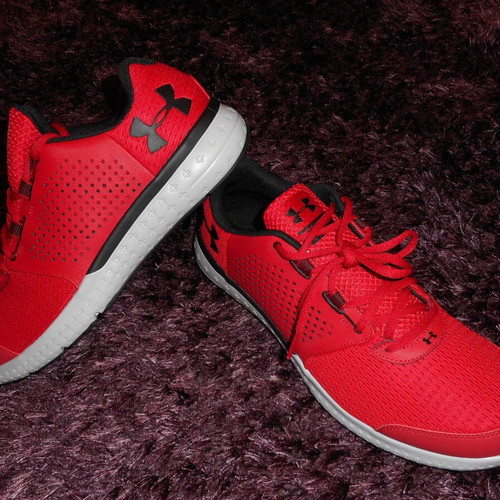 Under Armour Micro G Fuel Run sports shoes new, size 47, red