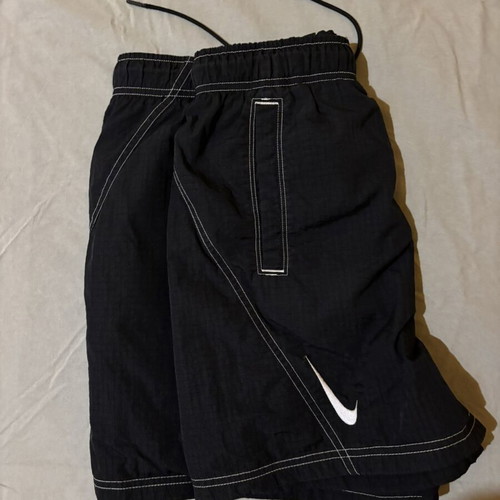 Nike shorts like new, black, size M