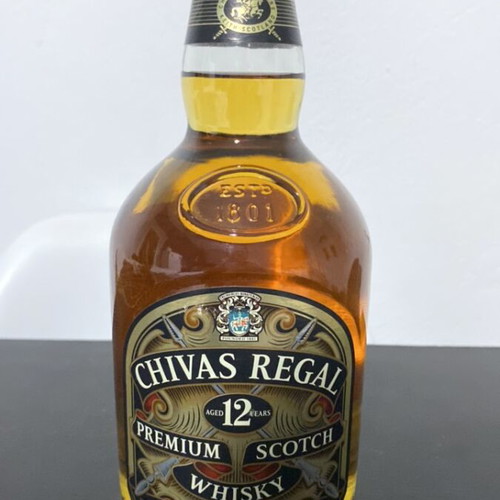 Chivas Regal 12 Years Bottle like new, premium scotch 700ml