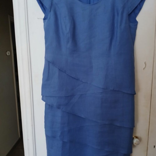 Madeleine blue linen dress like new, medium size