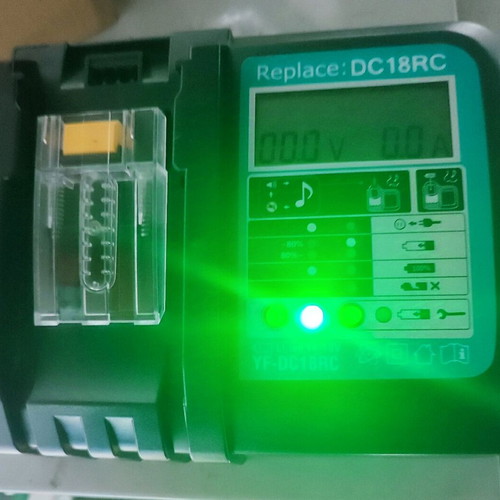 Makita DC18RC-LCD 3A Battery Charger new with display