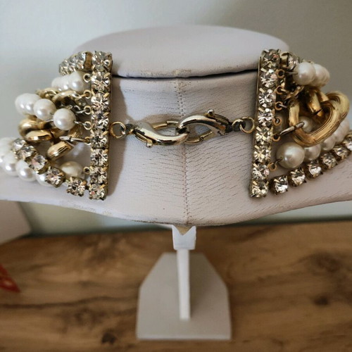 Dsquared2 women's necklace new in box