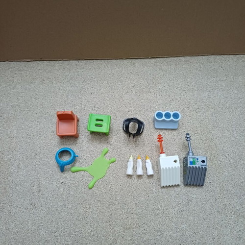 Playmobil T21 spare parts like new set