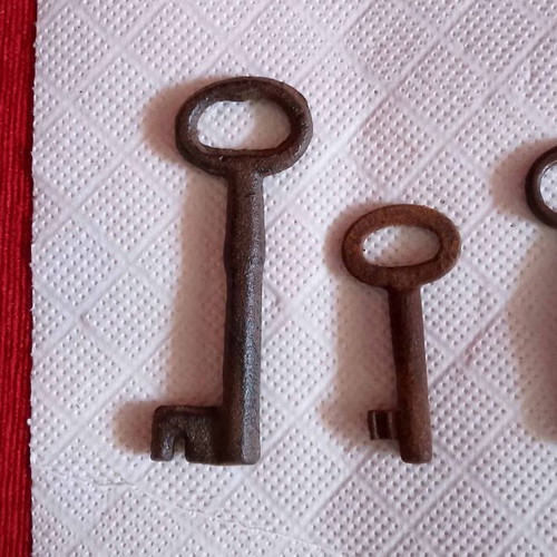 Antique keys used, pack of 3, solid forged iron 1840-1890