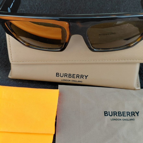 Burberry sunglasses like new, brown and orange