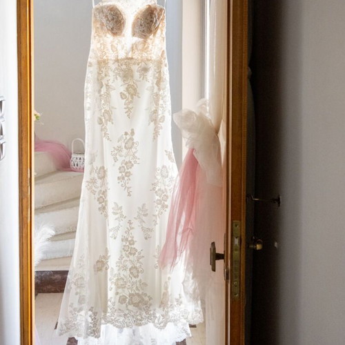 White wedding dress like new, size L / 40 / 12