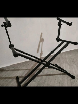 Double-tier keyboard stand Quik Lok Italy new